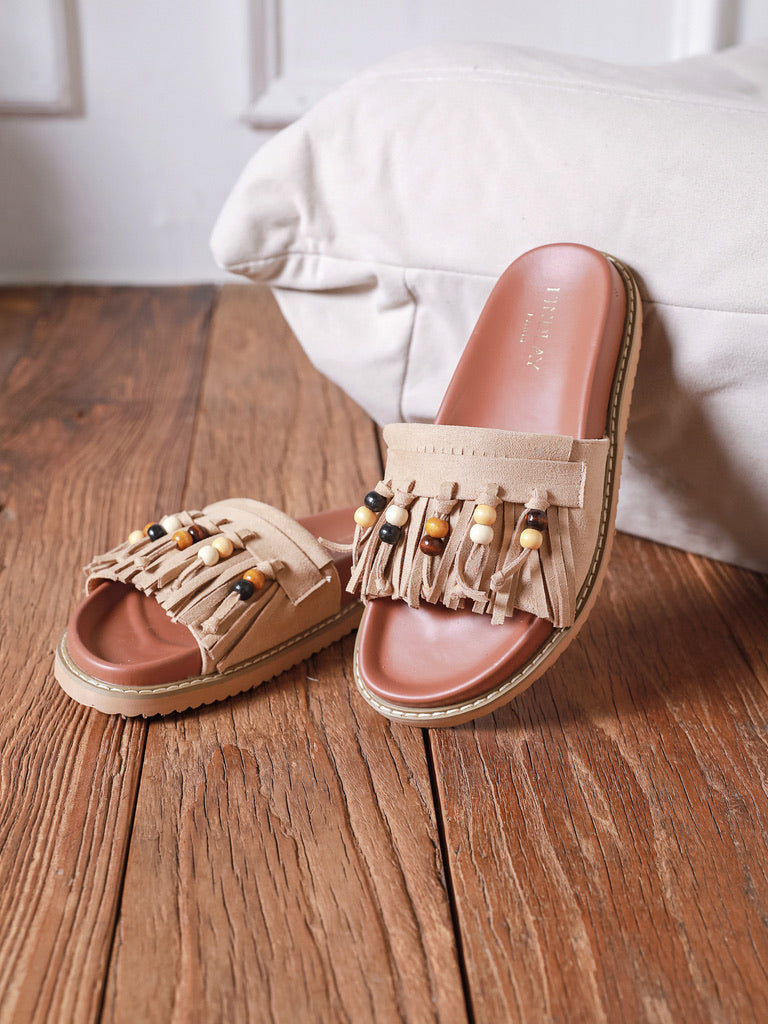 Prya Kaki Slides