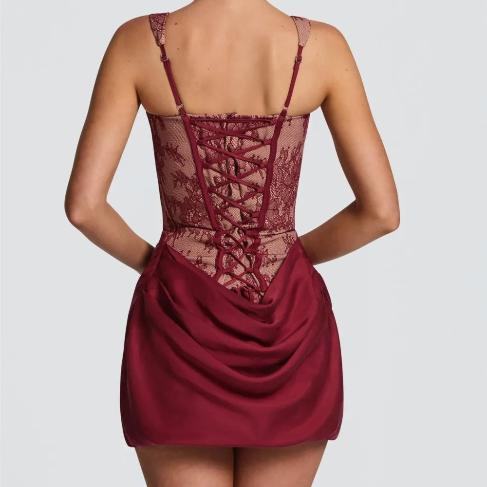 Abito Aria | Effetto Corsetteria e Pizzo
