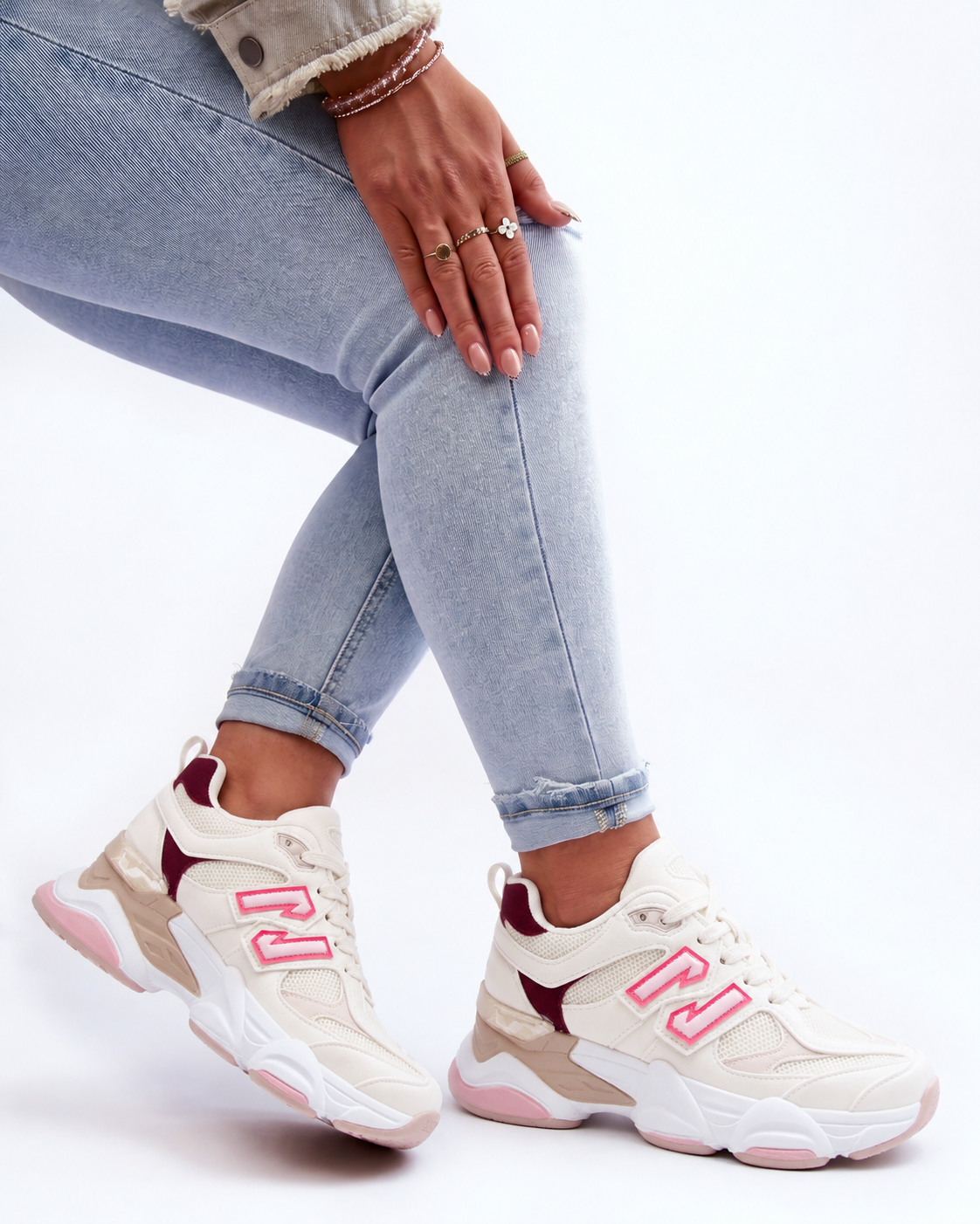 11 Rosa Sneaker