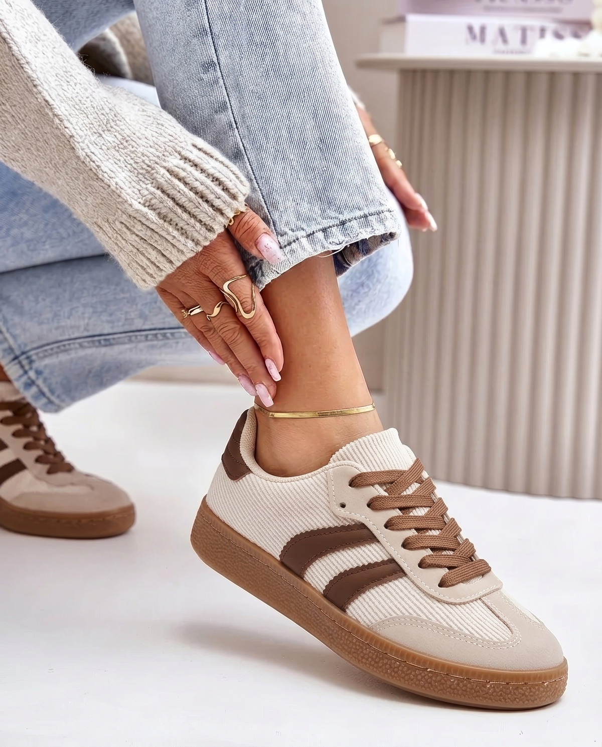 Daisy Beige Sneaker
