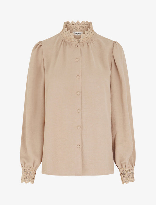 Blusa fluida con collo mao in pizzo - Beige