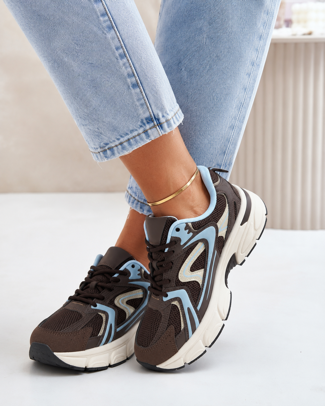 Julia Marrone Sneaker
