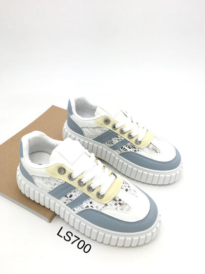 Tiny Blu Sneaker