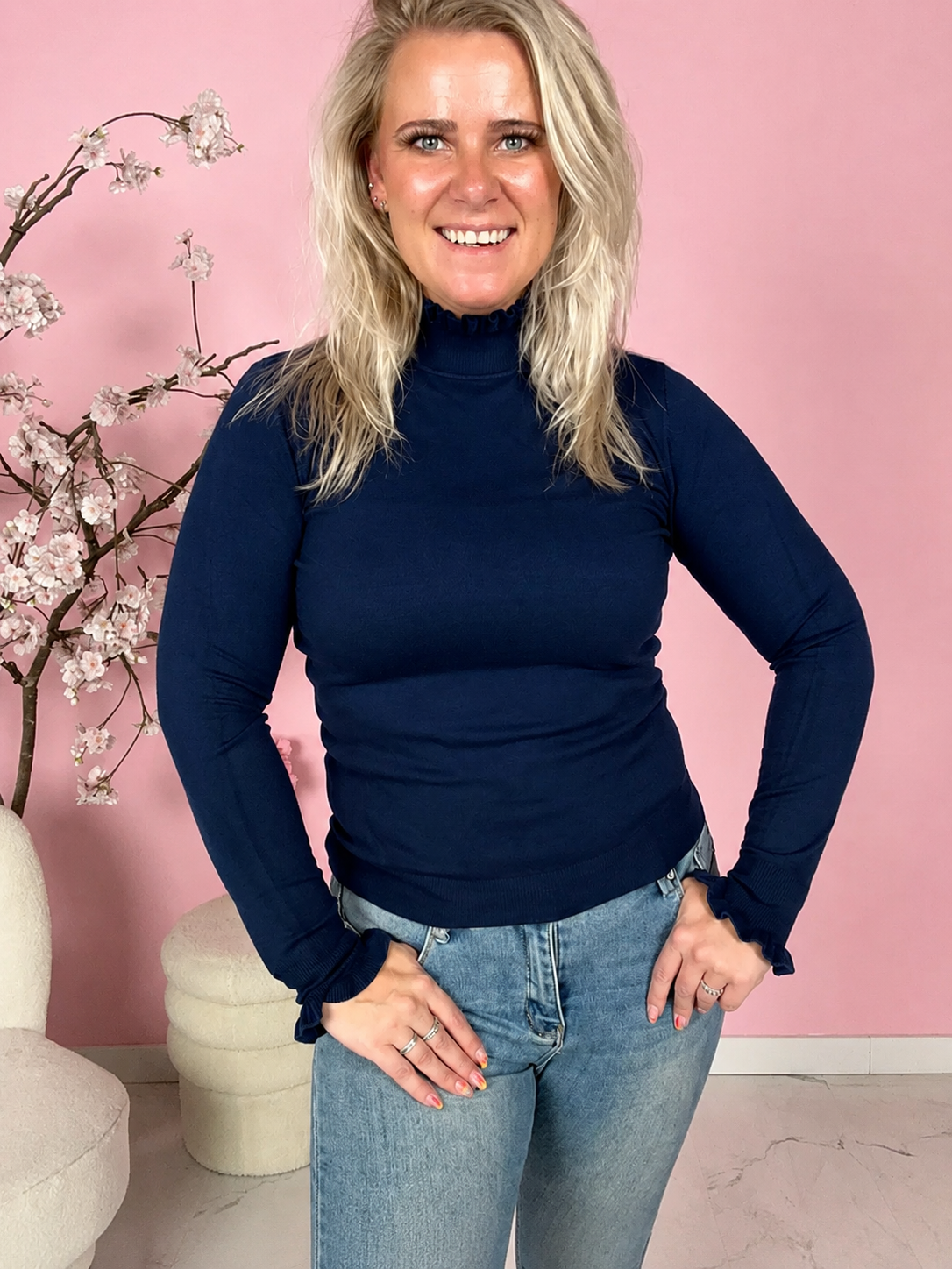 Roessel Top